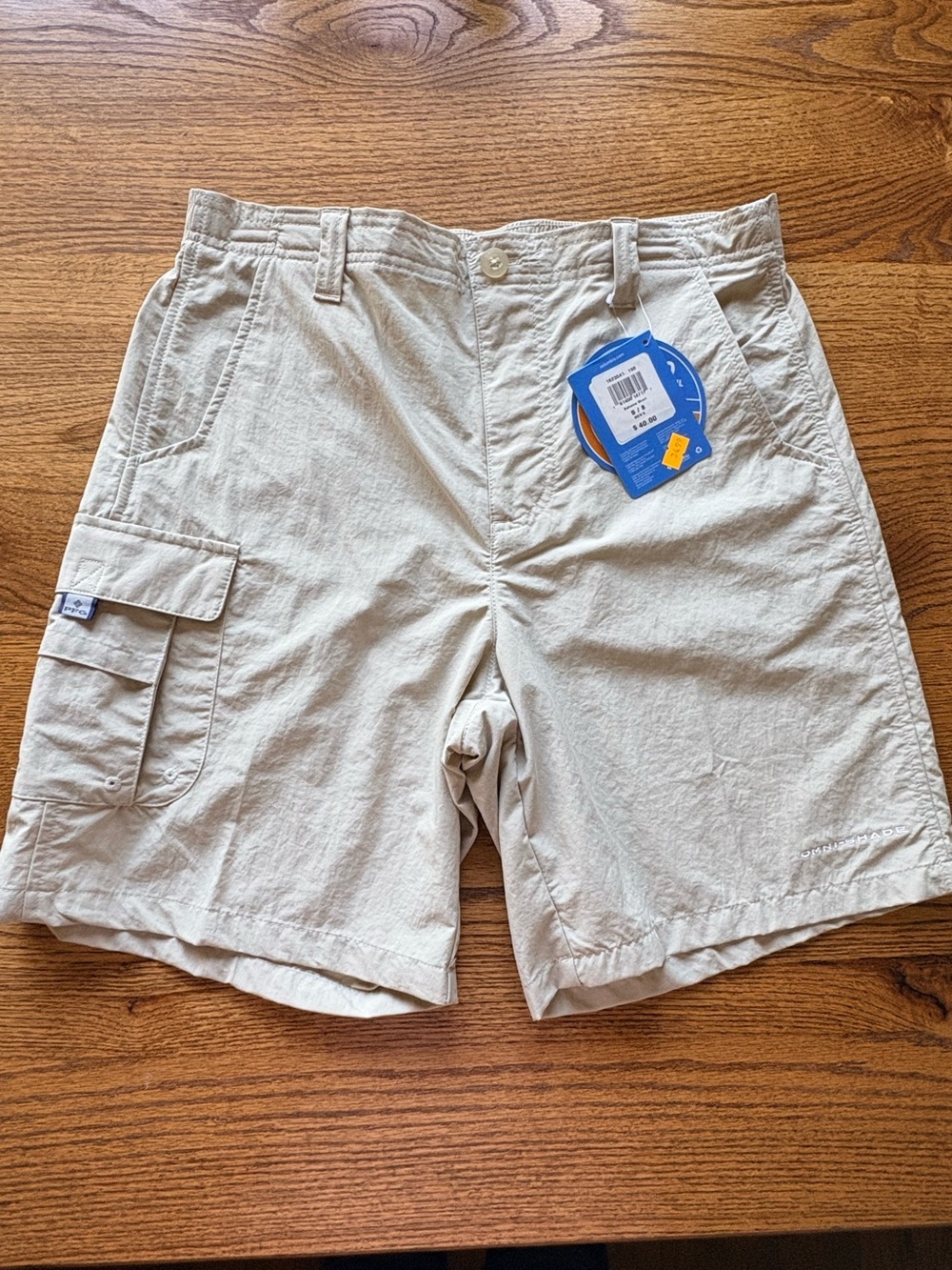 New Men's Columbia Omnishade Khaki Bahama Shorts- Small- 8 inch length- UPF 50